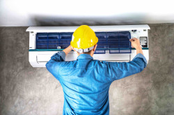 Installation de système de climatisation dans une maison